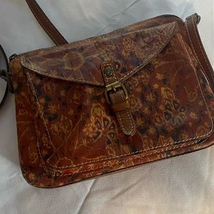 Patricia Nash brown leather Crossbody bag 🌻